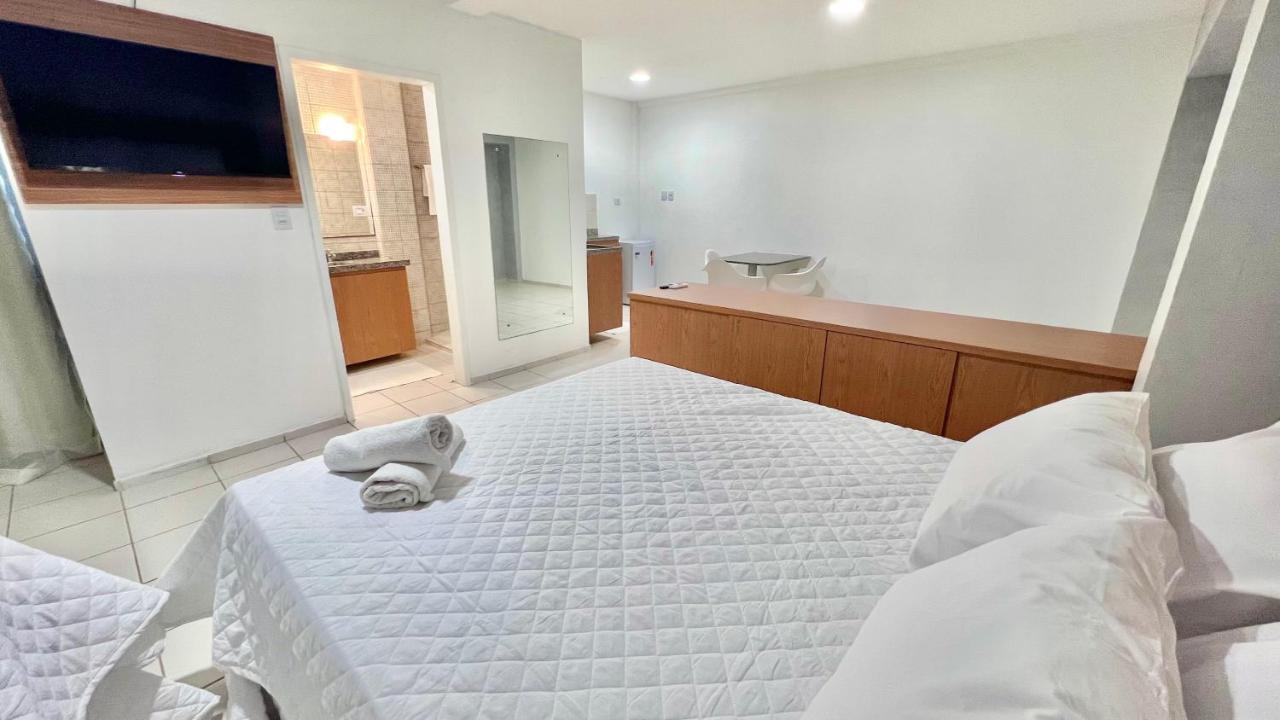 Mali Em Frente As Piscinas Naturais Guest house *