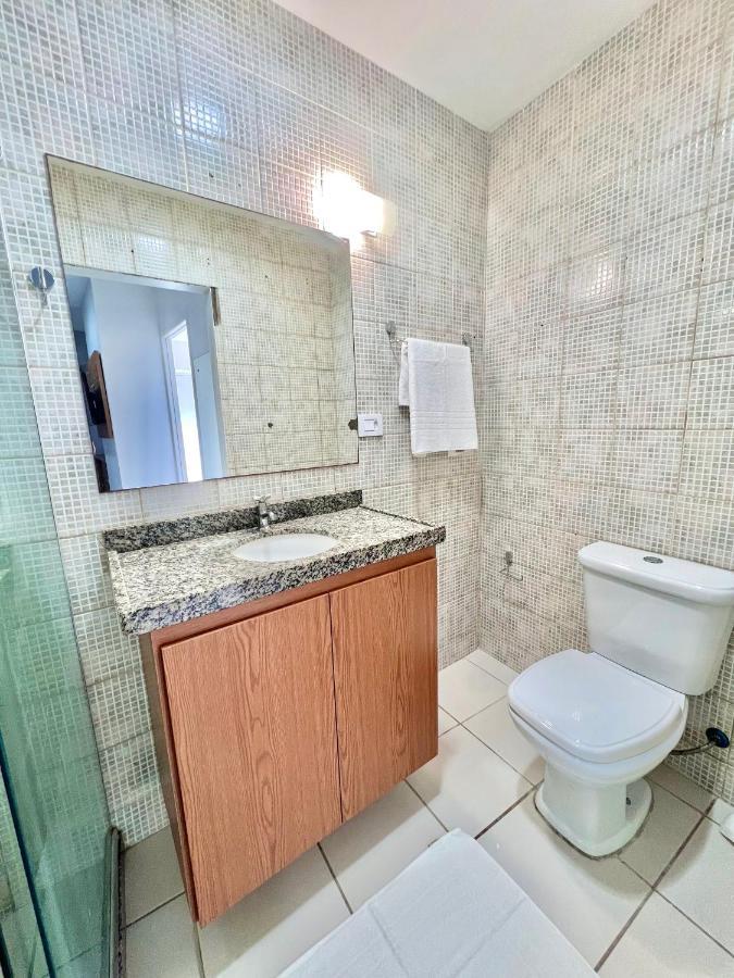 Guest house Mali Em Frente As Piscinas Naturais